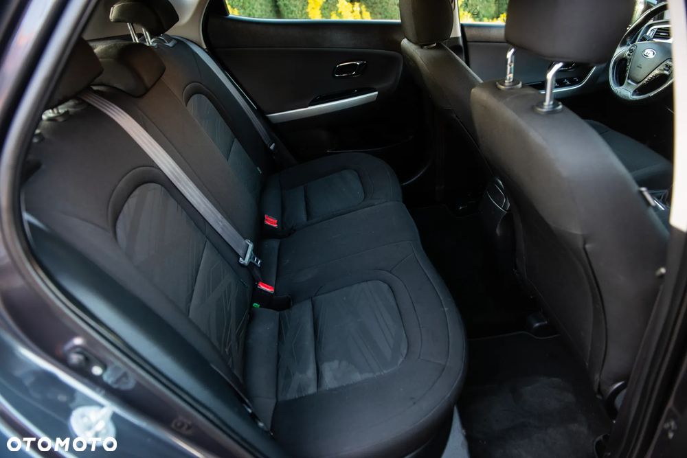 Kia Ceed - 34