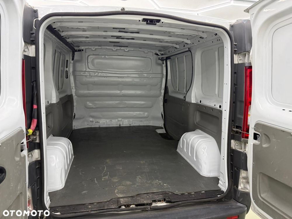 Opel Vivaro - 29