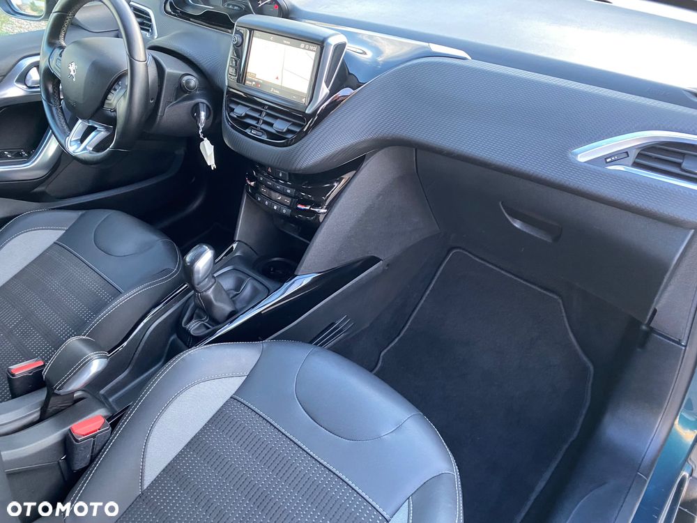 Peugeot 2008 BlueHDi 100 STOP & START Allure - 35