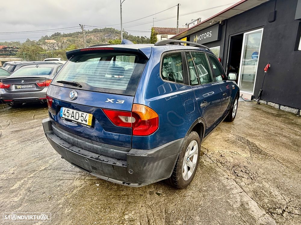 BMW X3 2.0 d SE - 43