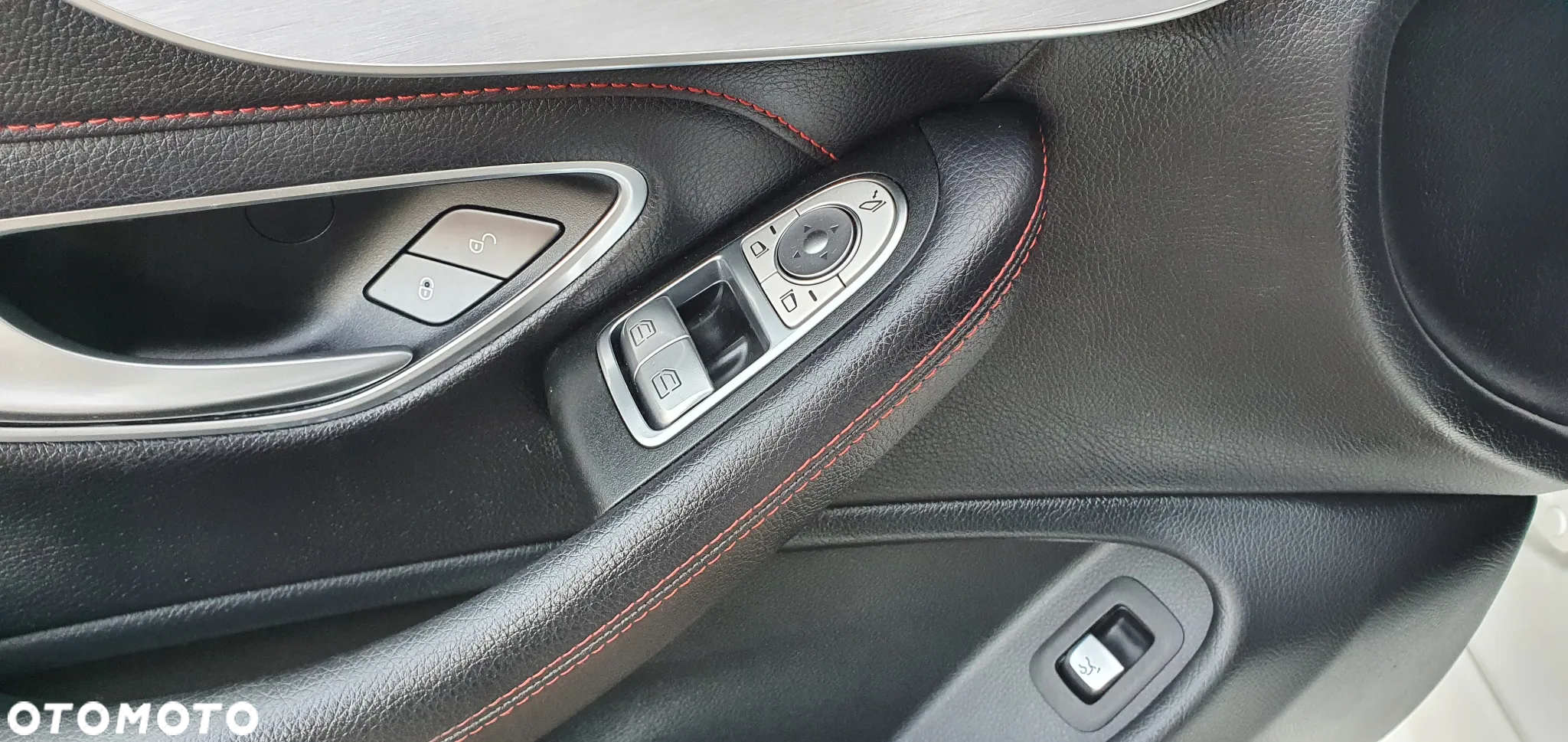 Mercedes-Benz Klasa C AMG 43 4-Matic - 12