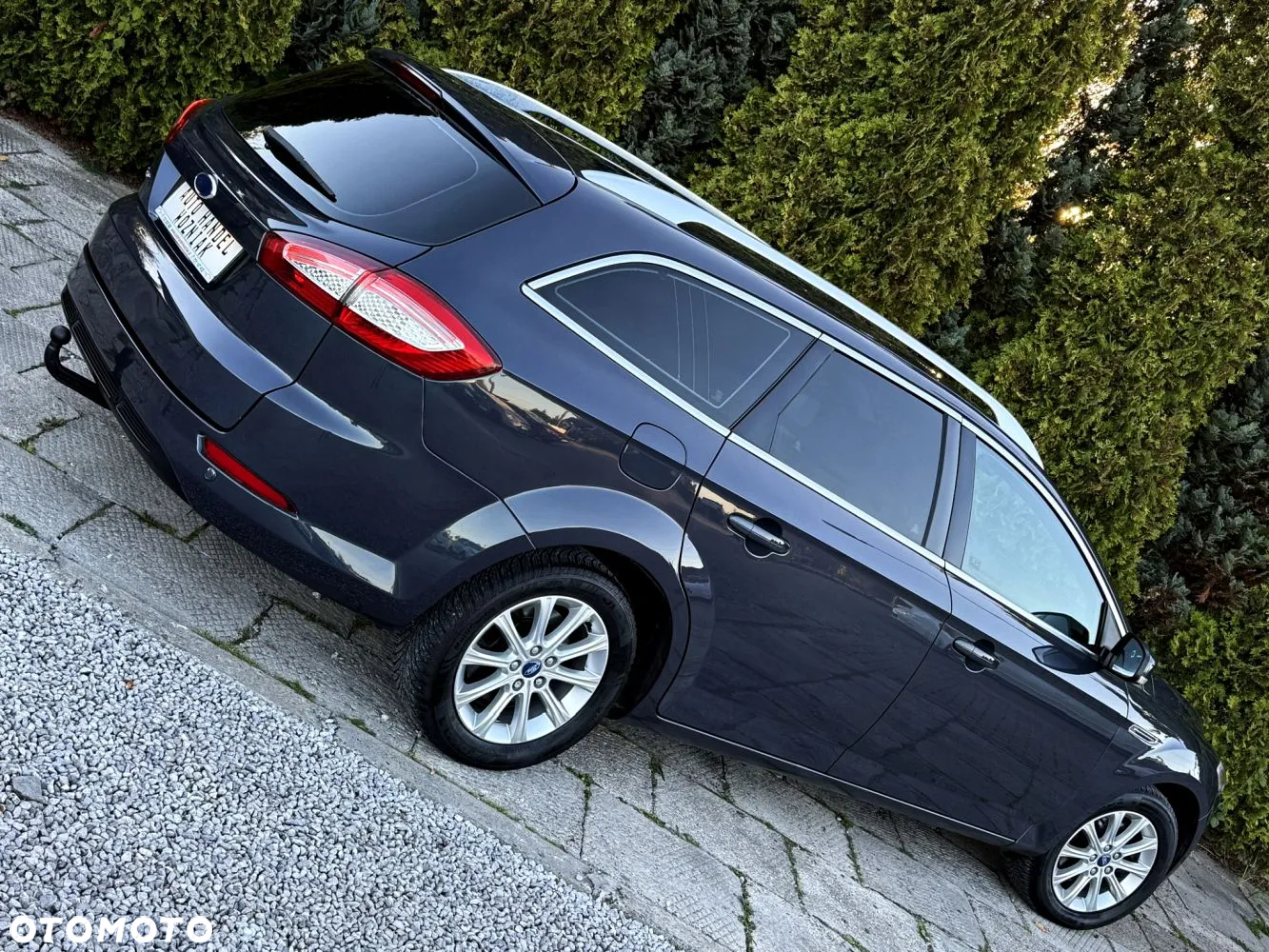 Ford Mondeo - 12