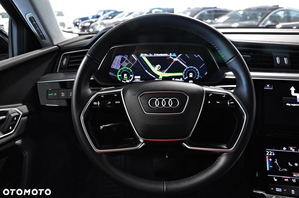 Audi e-tron - 24