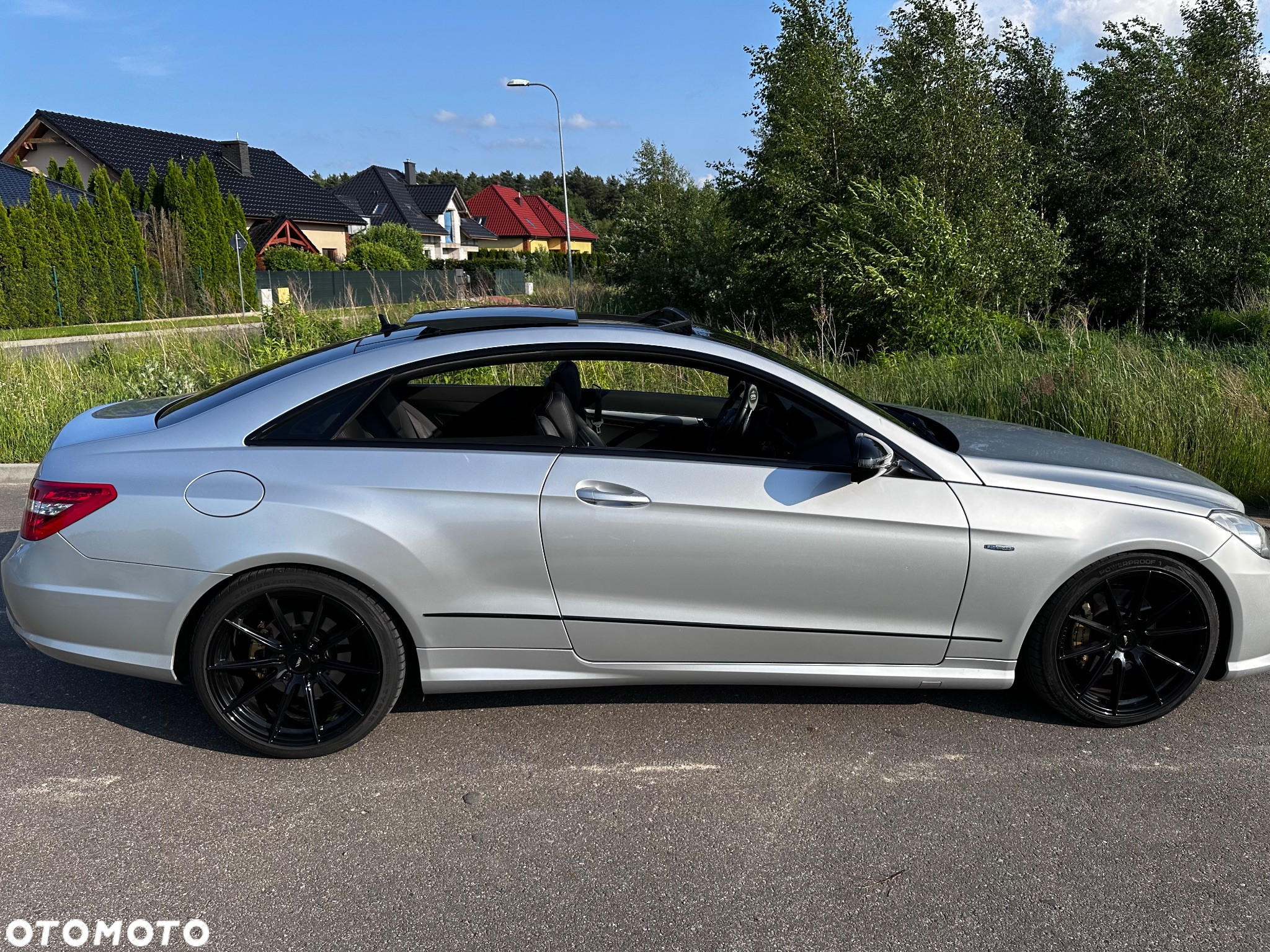 Mercedes-Benz Klasa E 350 CDI BlueEff - 19