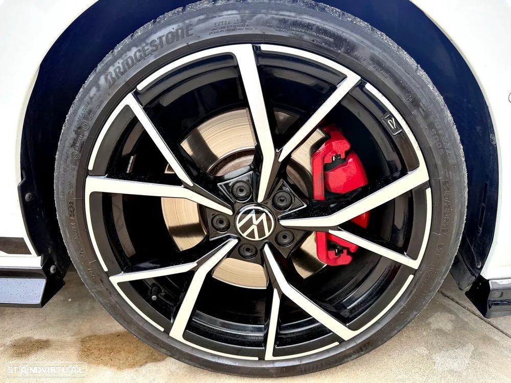 VW Golf 2.0 TSI GTI DSG - 42
