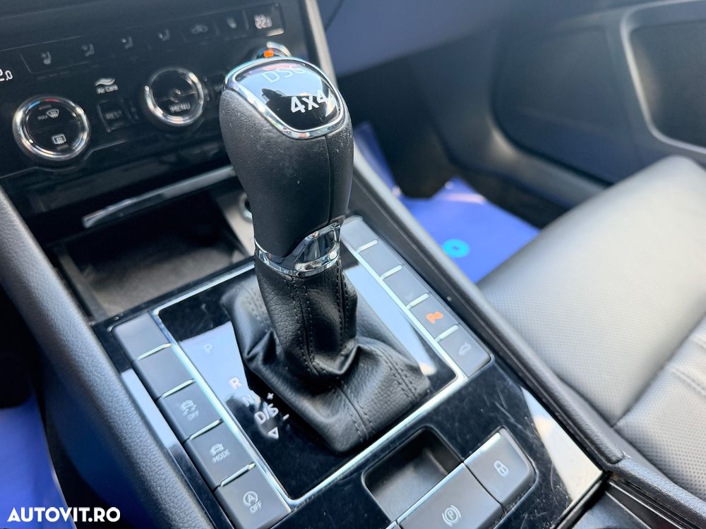 SKODA Superb 2020 — imagine 30
