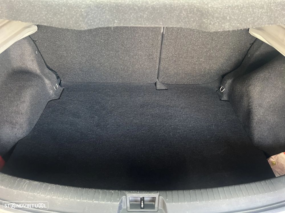 Nissan Qashqai 1.6 Visia - 11