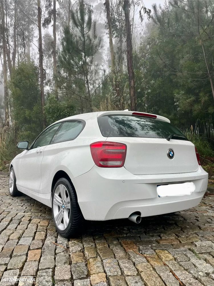 BMW 114 d Sport Line - 12