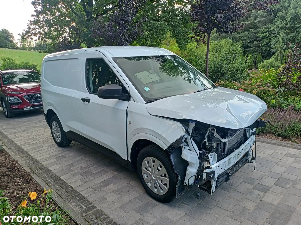 Ford Transit Courier - 3