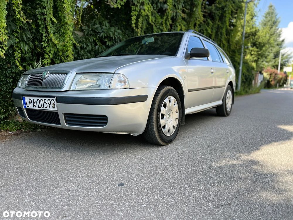 Skoda Octavia - 2