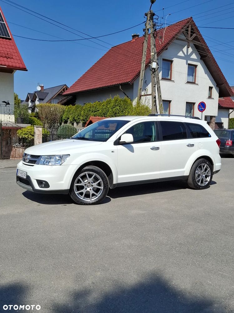 Fiat Freemont 2.0 Multijet Lounge AWD - 4