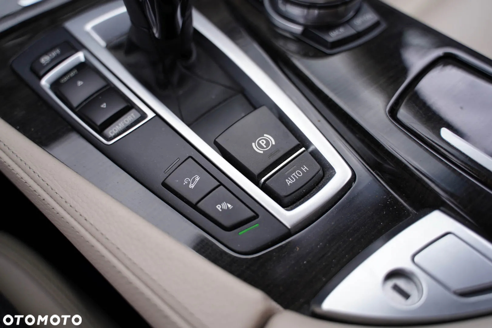 BMW Seria 5 535d xDrive - 38