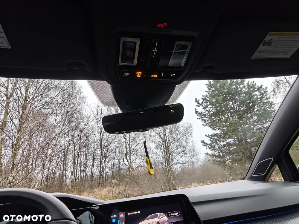 Volkswagen Golf - 23