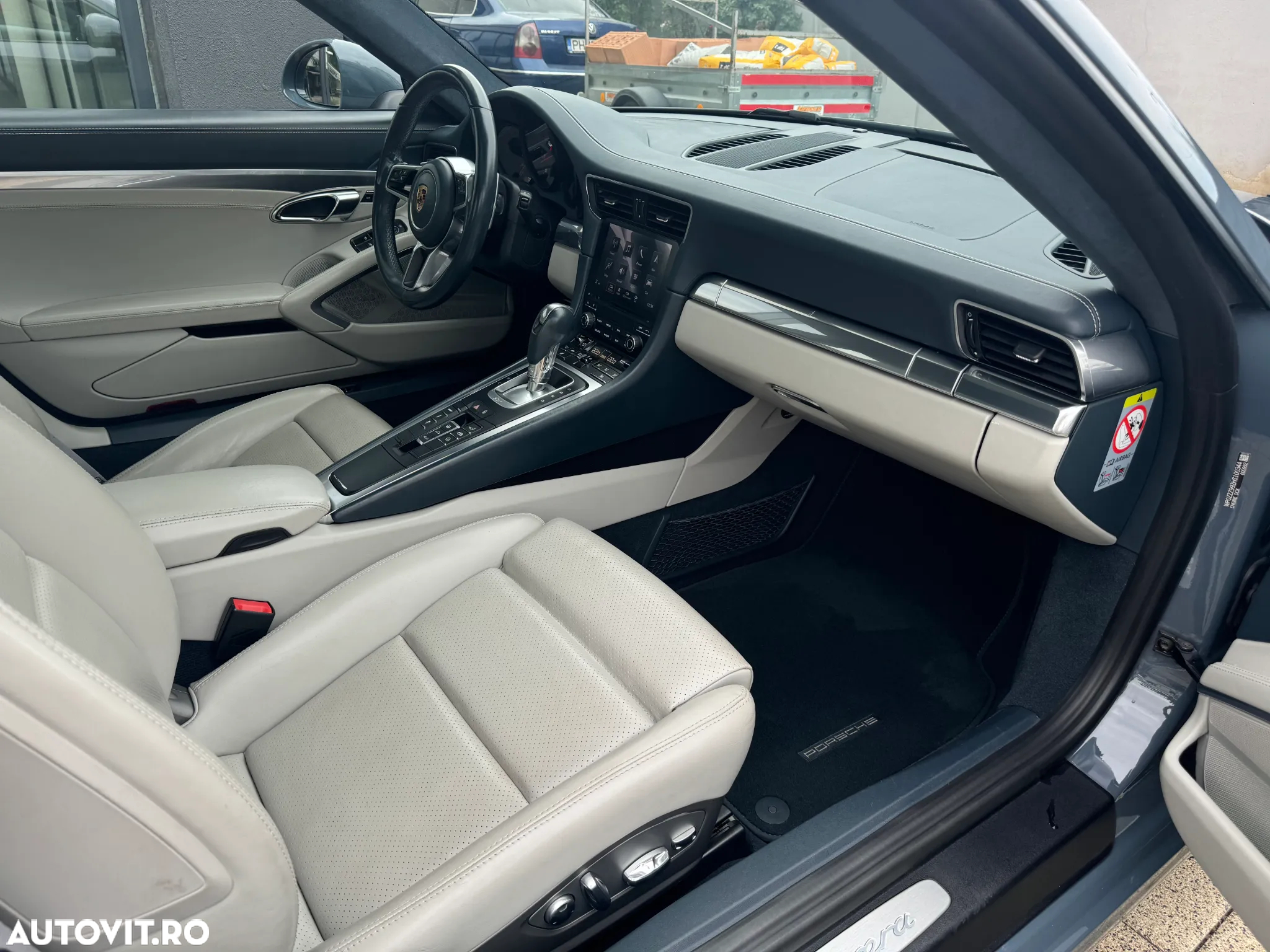 Porsche 911 Carrera PDK - 11
