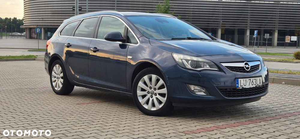 Opel Astra 2.0 CDTI DPF Automatik Cosmo - 3