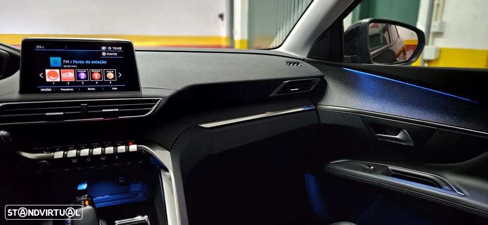 Peugeot 3008 BlueHDi 130 Stop & Start EAT8 Allure Pack - 10