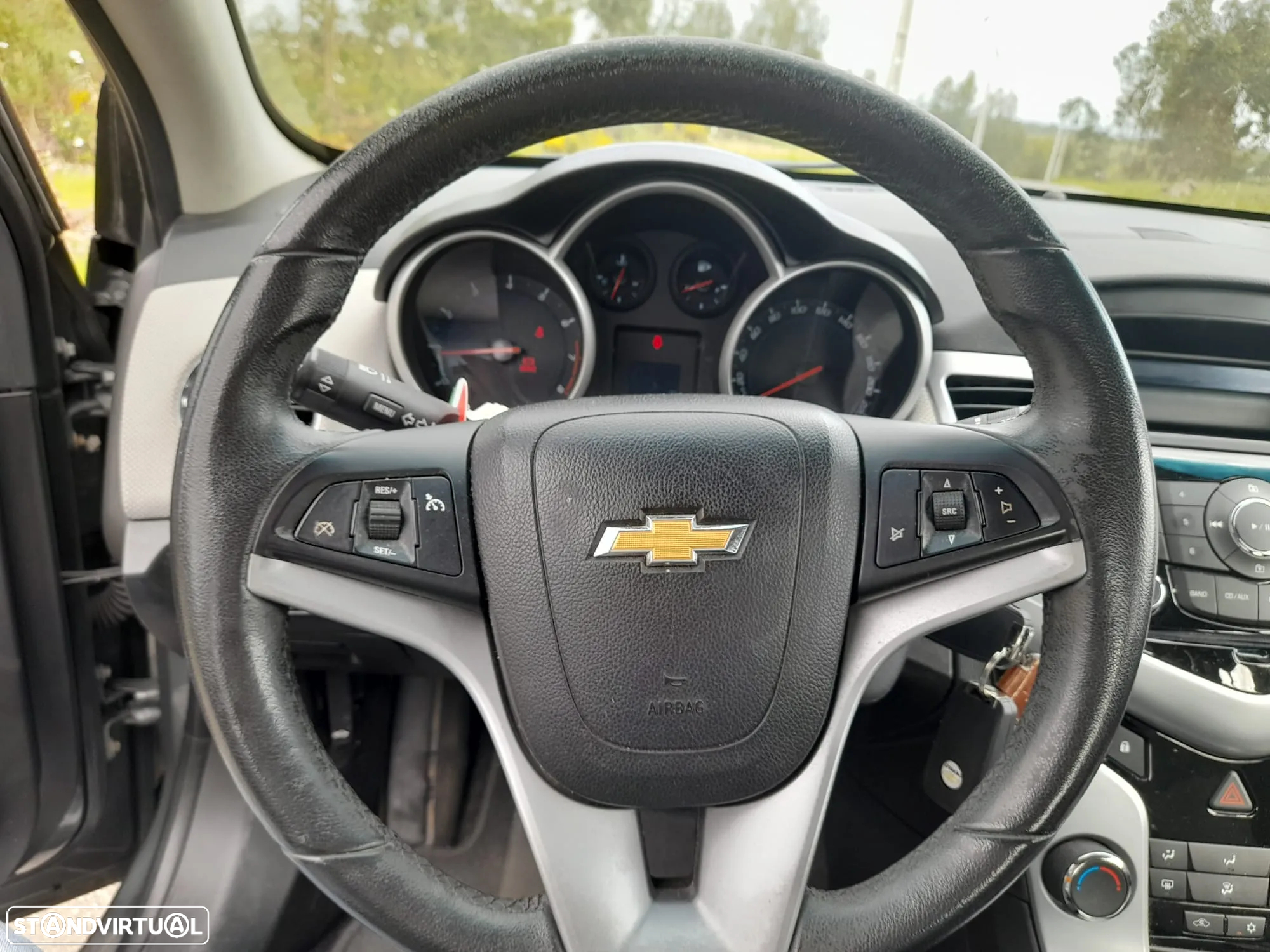 Chevrolet Cruze 1.6 LS - 8