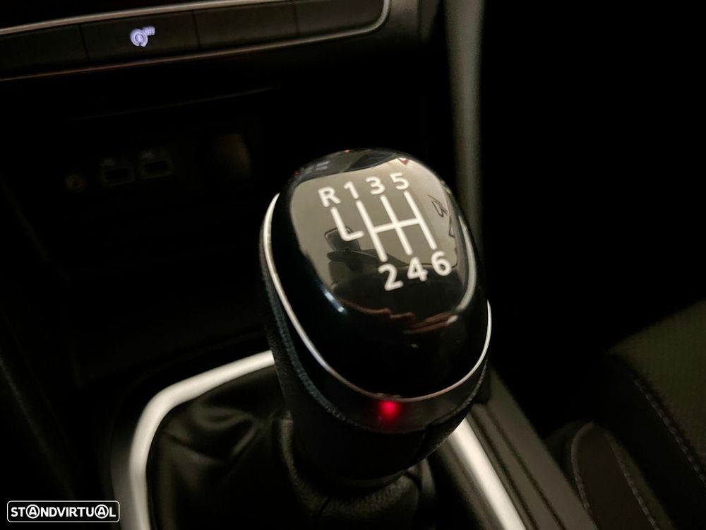 Renault Mégane Sport Tourer 1.3 TCe Limited - 23