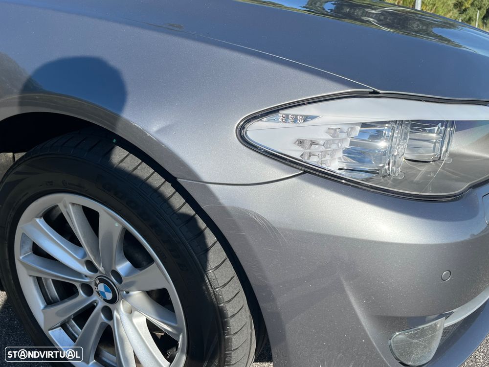 BMW 520 d Auto - 12