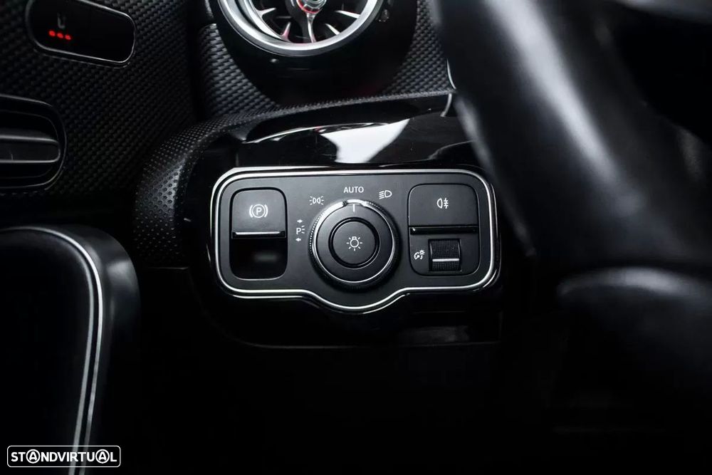 Mercedes-Benz A 180 d Business Solutions - 18