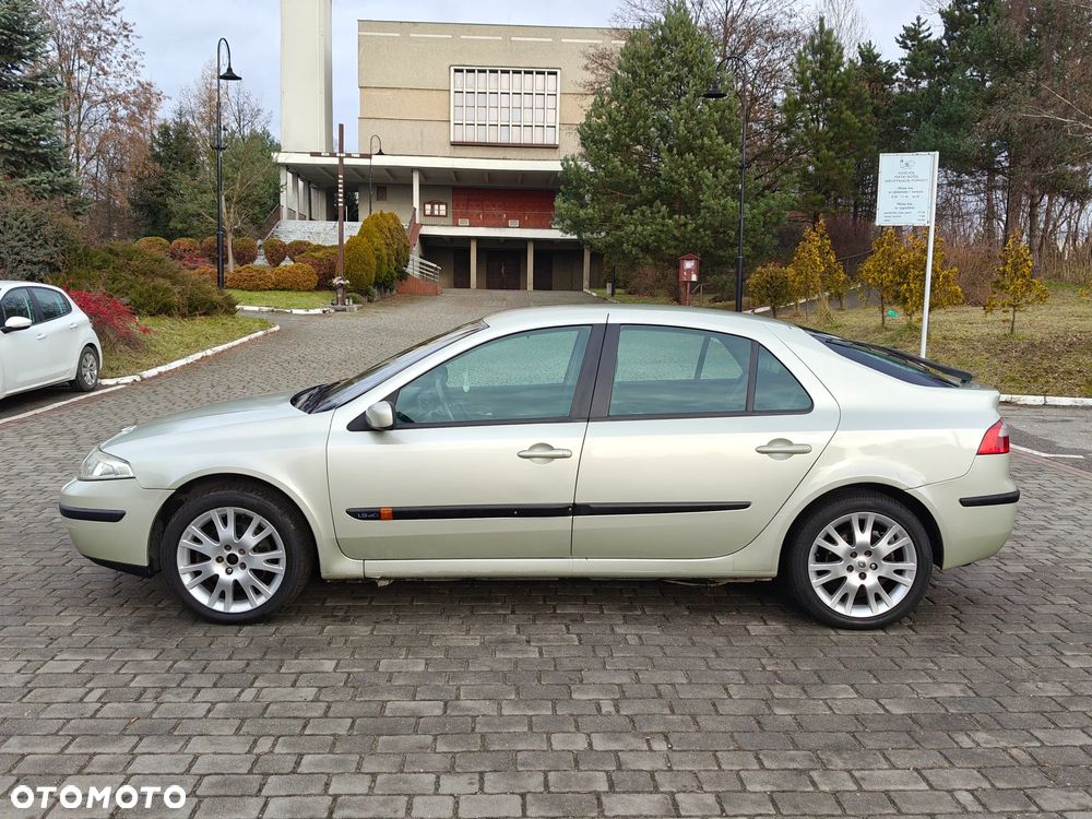 Renault Laguna 1.9 dCi Privilege - 9