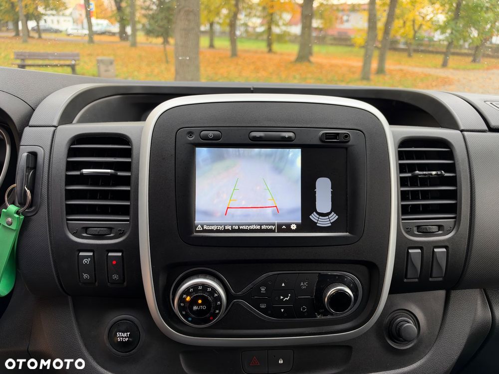 Renault Trafic - 26