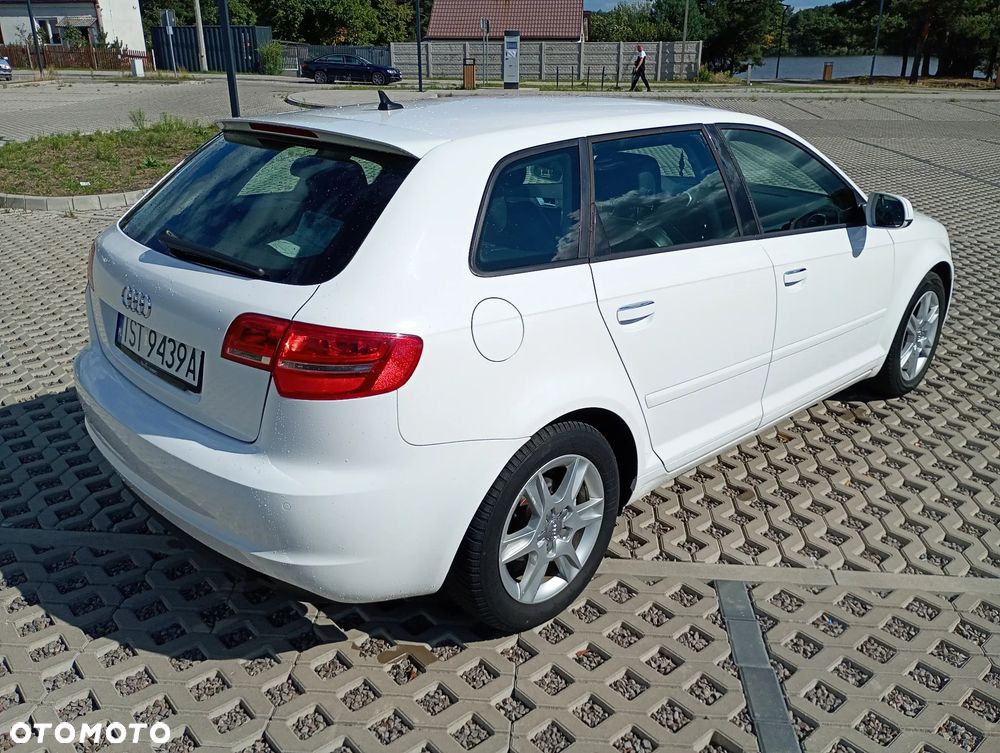 Audi A3 Sportback 2.0 TDI DPF Ambition - 11