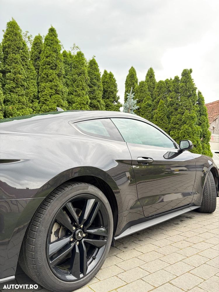 Ford Mustang 2.3 EcoBoost - 10