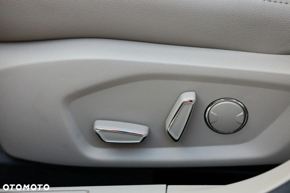 Ford Fusion 2.0 EcoBoost Titanium - 11