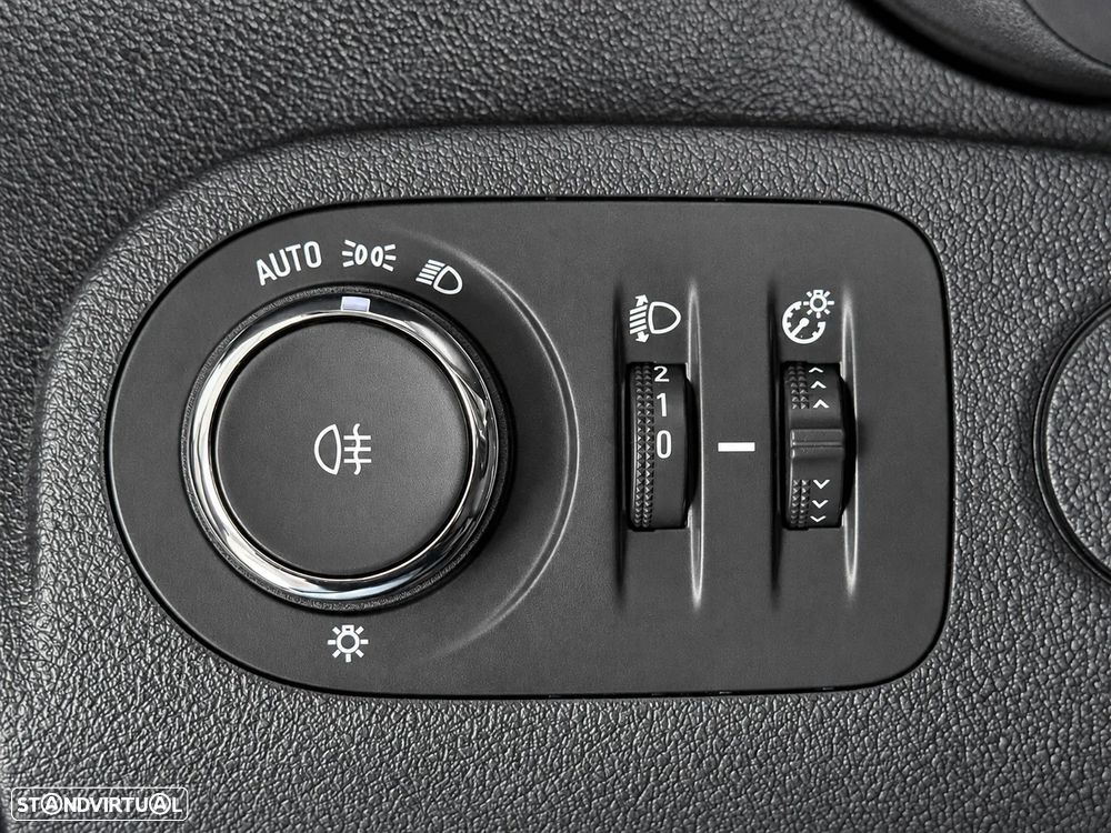Opel COMBO 1.5 CDTI L1H1 102 CV - 3 LUGARES - IVA DEDUTIVEL - 24