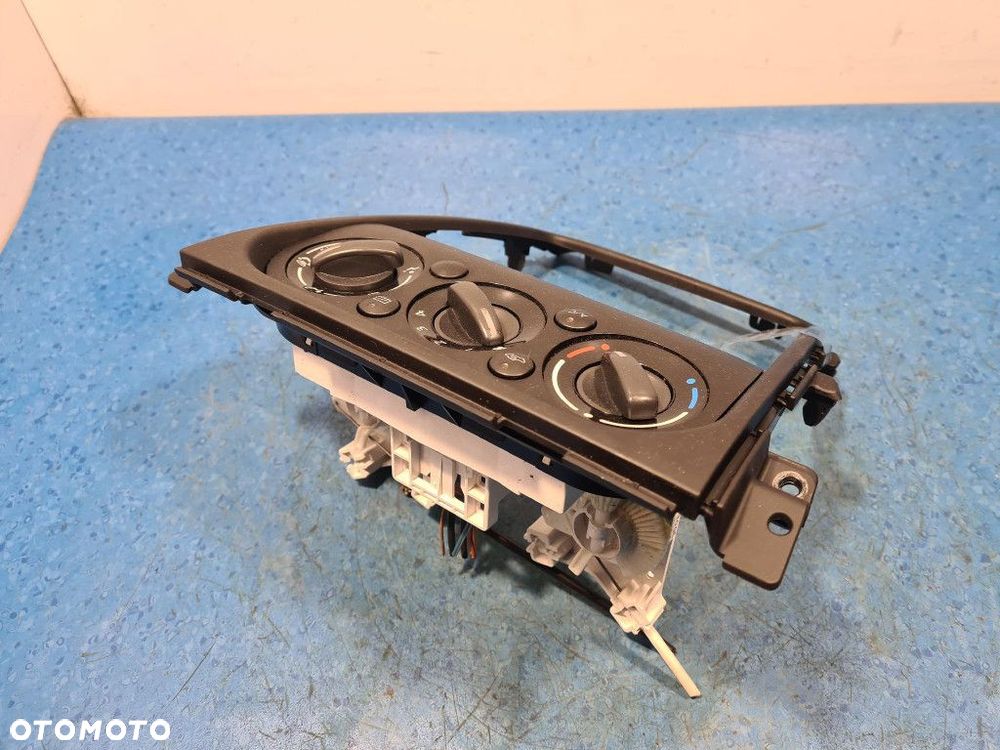 SUZUKI SX4 I PANEL NAWIEWU - 4