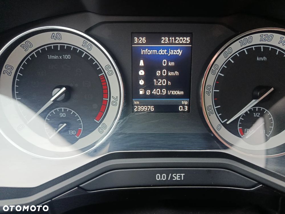 Skoda Superb 2.0 TSI 4x4 L&K DSG - 5