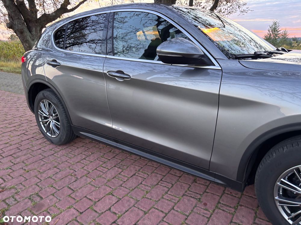 Alfa Romeo Stelvio 2.0 Turbo TI Q4 - 26