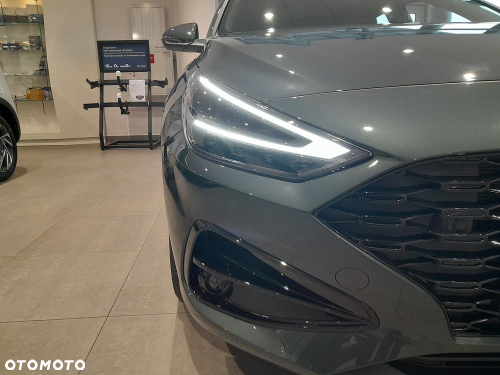 Hyundai i30 1.5 T-GDI 48V Smart DCT - 12