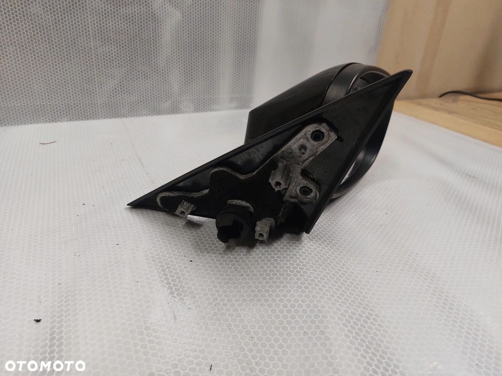 - LUSTERKO ELEKTRYCZNE PRAWE BMW E81 E82 E83 LIFT FL BLACK SAPPHIRE CZARNY 3PIN - 3