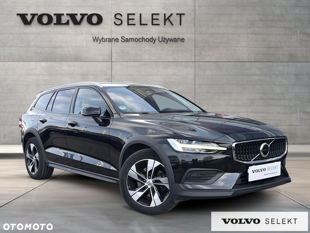 Volvo V60 Cross Country - 9