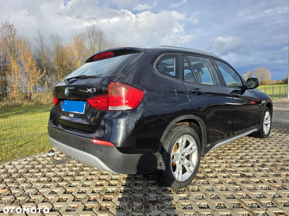 BMW X1 sDrive18d Sport Line - 6