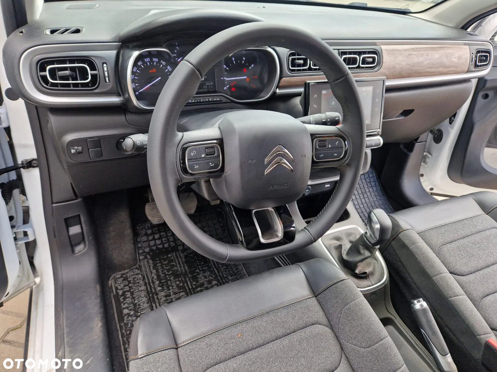 Citroën C3 1.2 PureTech Feel - 11