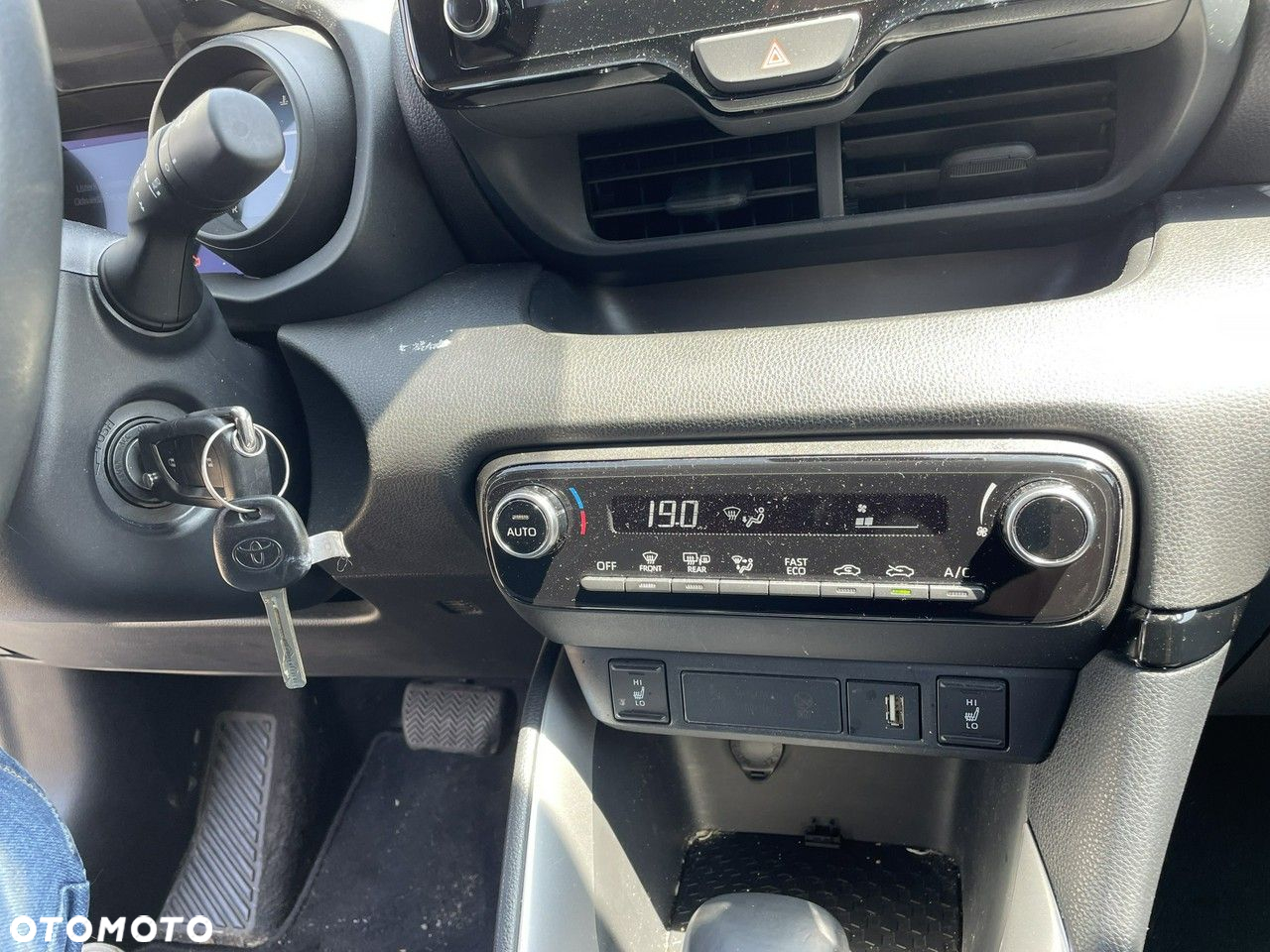 Toyota Yaris - 19