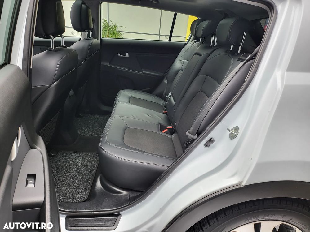 Kia Sportage 2.0 CRDI 184 AWD Aut. Spirit - 16