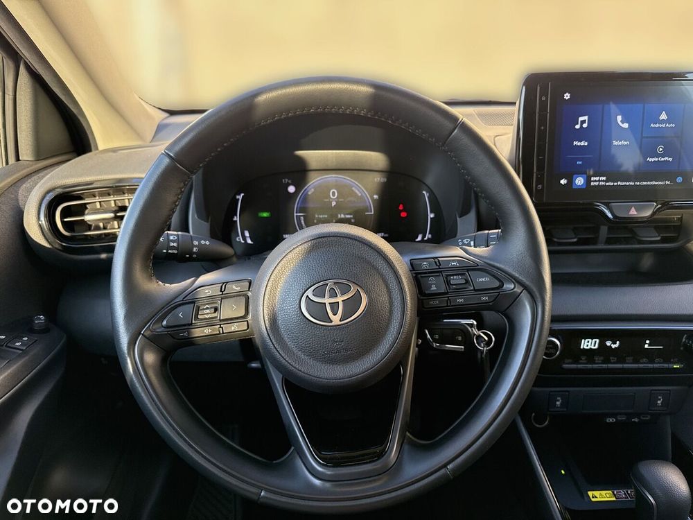 Toyota Yaris Hybrid 1.5 Style - 19