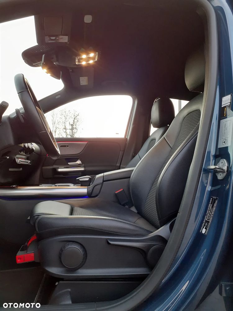 Mercedes-Benz GLA 200 Progressive - 22