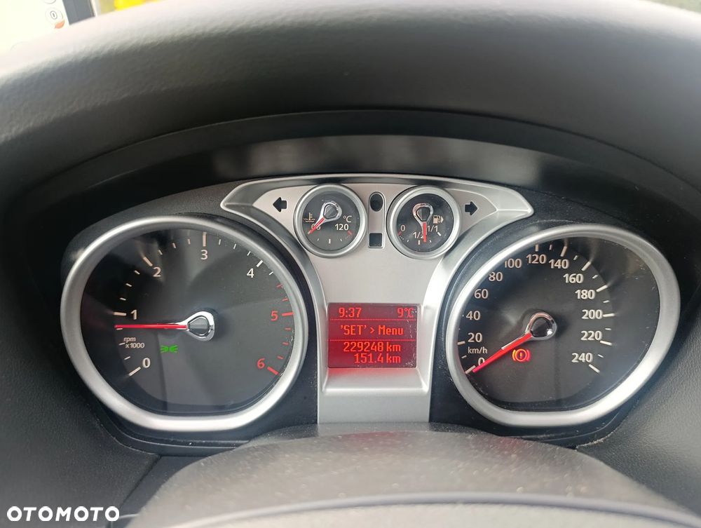 Ford Focus 1.6 TDCi DPF Trend - 21