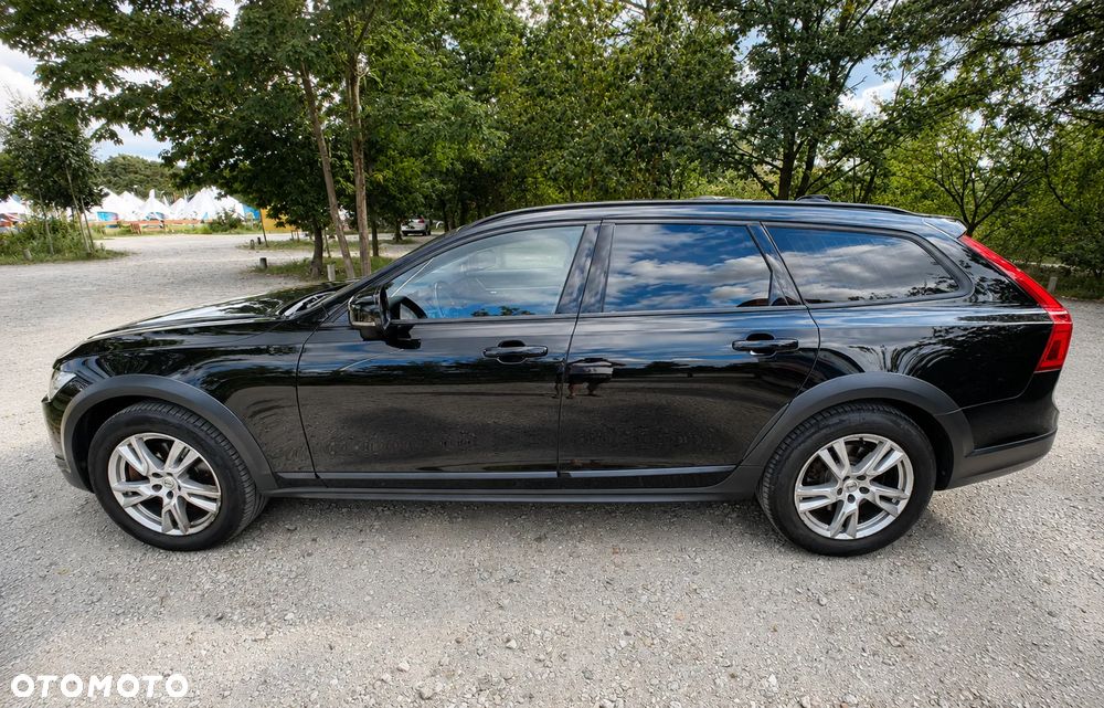 Volvo V90 D4 AWD Momentum - 5