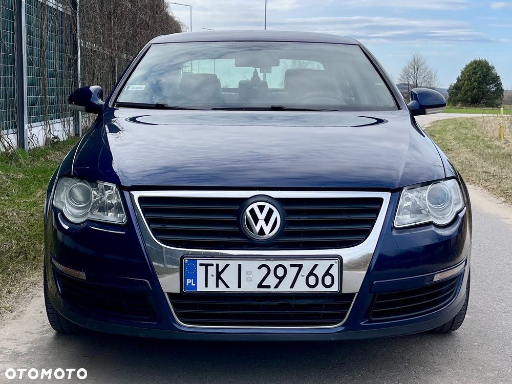 Volkswagen Passat 2.0 TDI Comfortline - 5