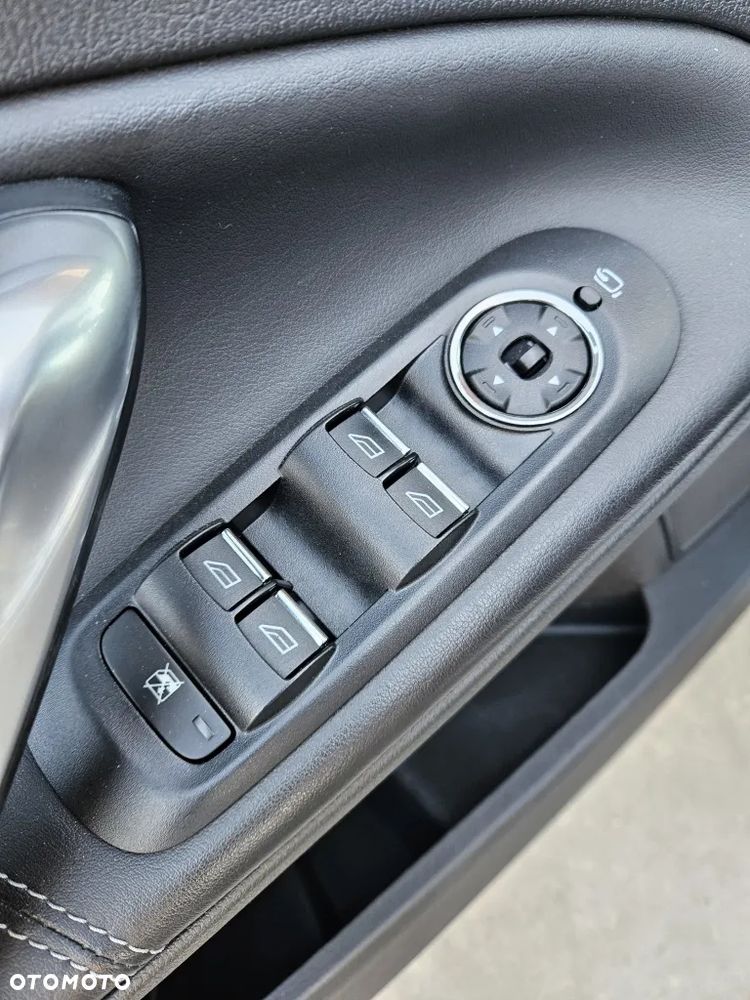 Ford Mondeo 1.6 Eco Boost Titanium - 11