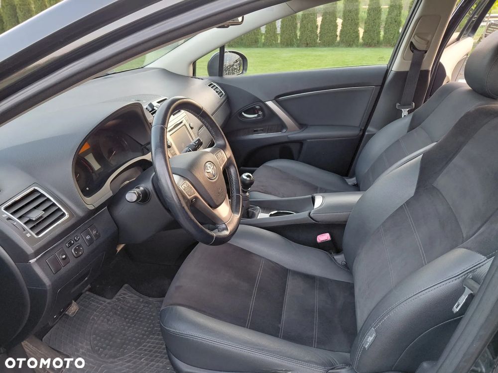 Toyota Avensis 2.0 D-4D PowerBoost Premium - 13