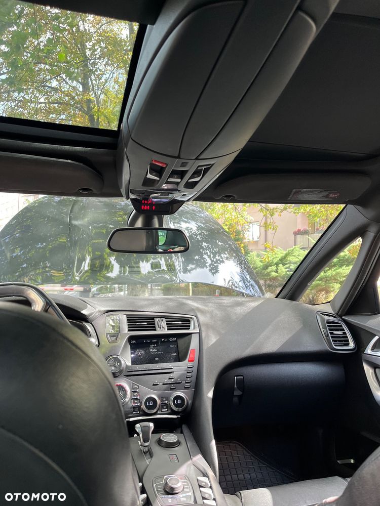 Citroën DS5 2.0 HDi Hybrid4 SoChic MCP - 2