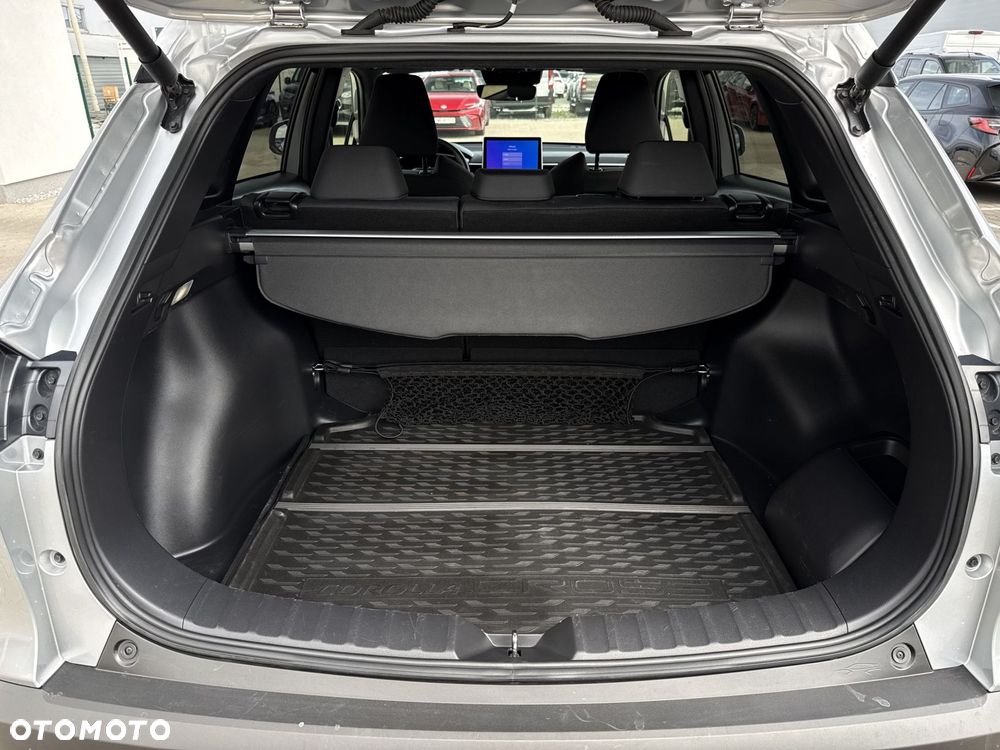 Toyota Corolla Cross - 11