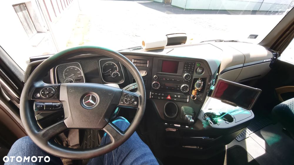 Mercedes-Benz ACTROS 2542 L - 8